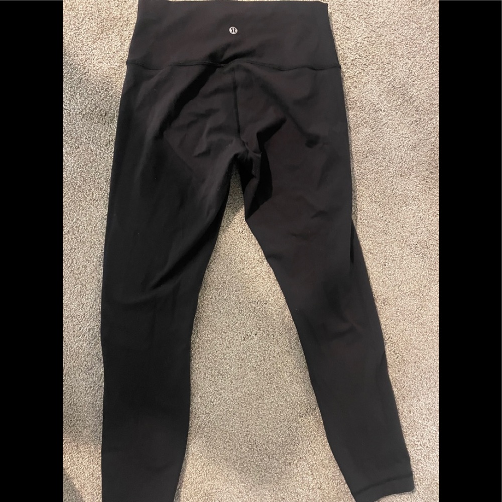 Lululemon Wunder Under leggings size 8